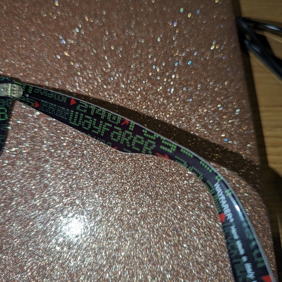 Ray-Ban Wayfarer Sunglasses - Picture 9 of 11